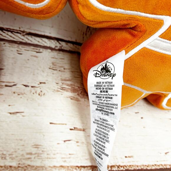 DISNEY Christmas Mickey & Minnie Gingerbread Cookie Scented Plush Set - Picture 5 of 7